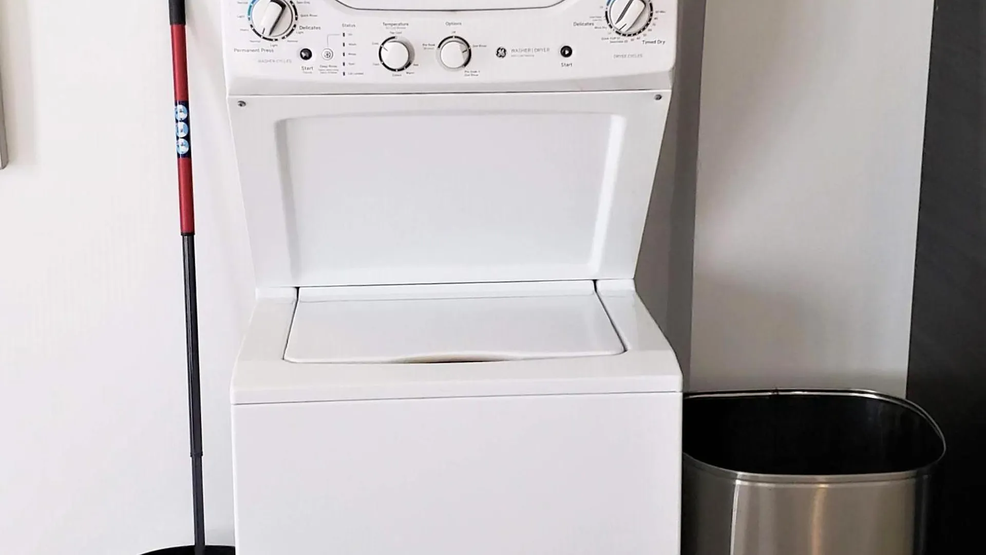 Kasa The Lofts 202 Huge 2 Bed 2 Bath Washer Dryer location